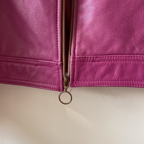 Vintage Guess Leather Jacket! - Picture 4 of 9